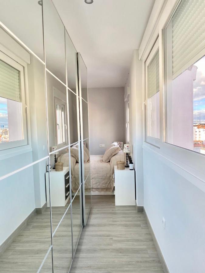 Luxury Attics Avenida Italia Parking Incluido Apartment Huelva Exterior photo